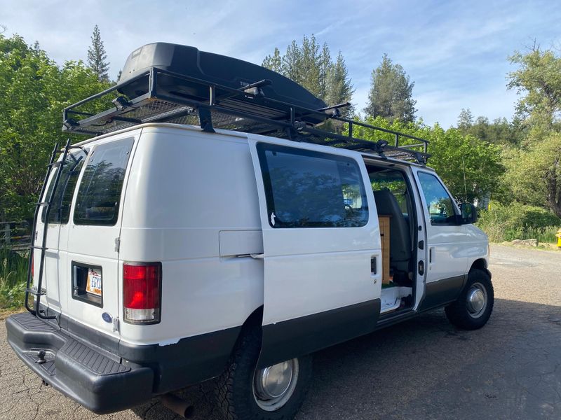 Picture 3/9 of a Converted Ford E-250 Econoline Campervan (2005) for sale in Seattle, Washington