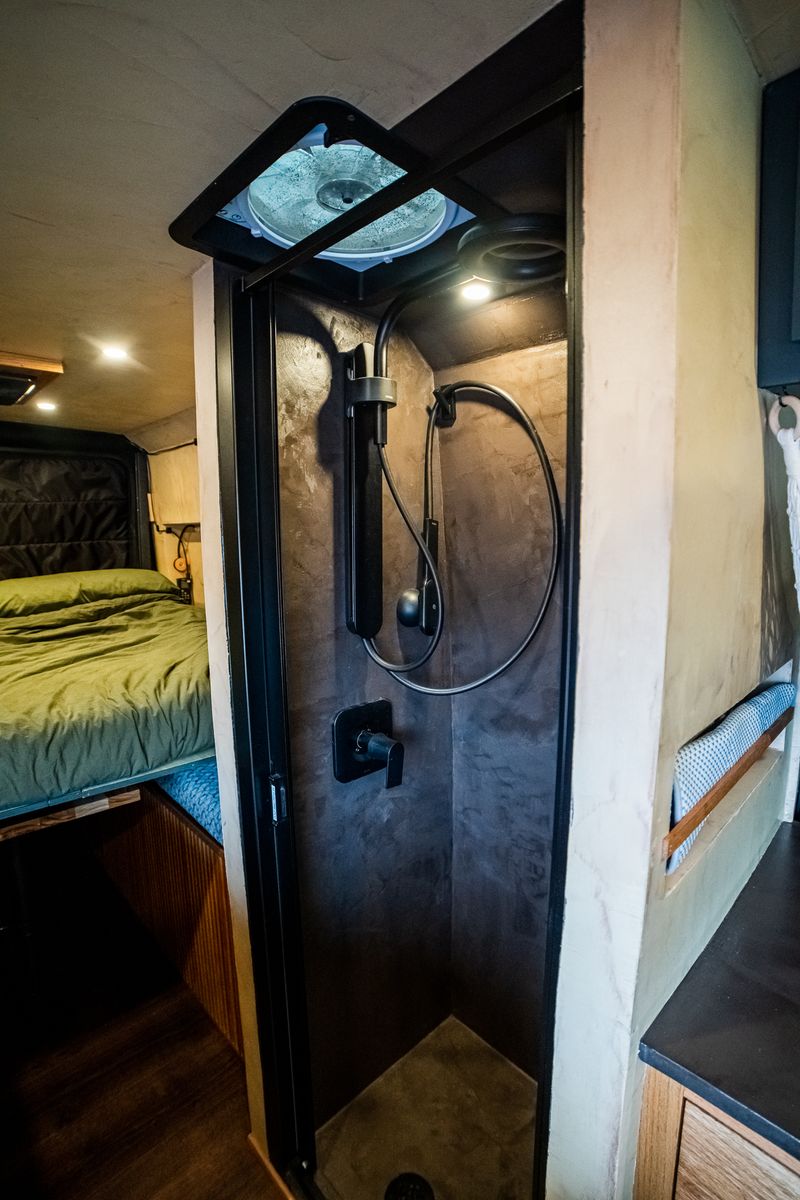 Picture 5/17 of a 2020 Ram Promaster 3500 OBO for sale in Sullivan, Missouri