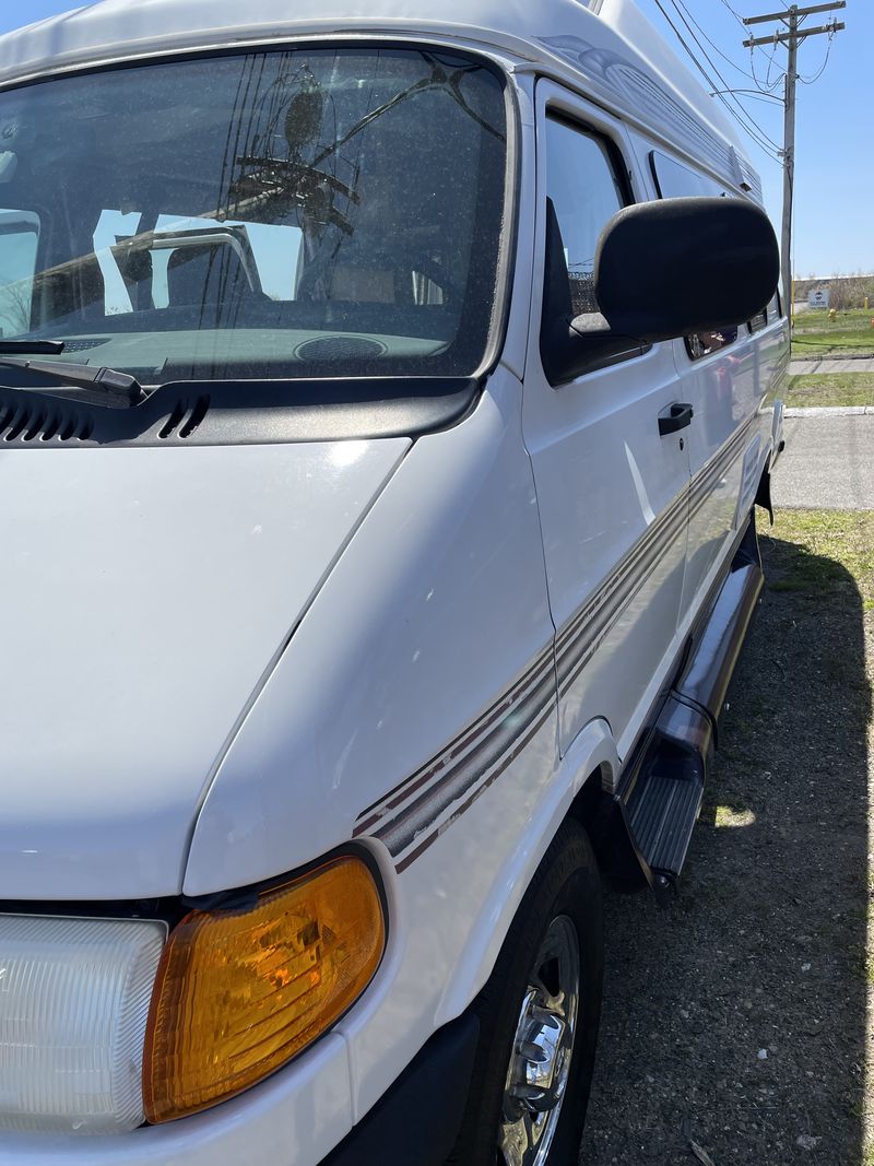 Picture 1/20 of a 2000 Roadtrek Versatile 190 for sale in Milford, Connecticut
