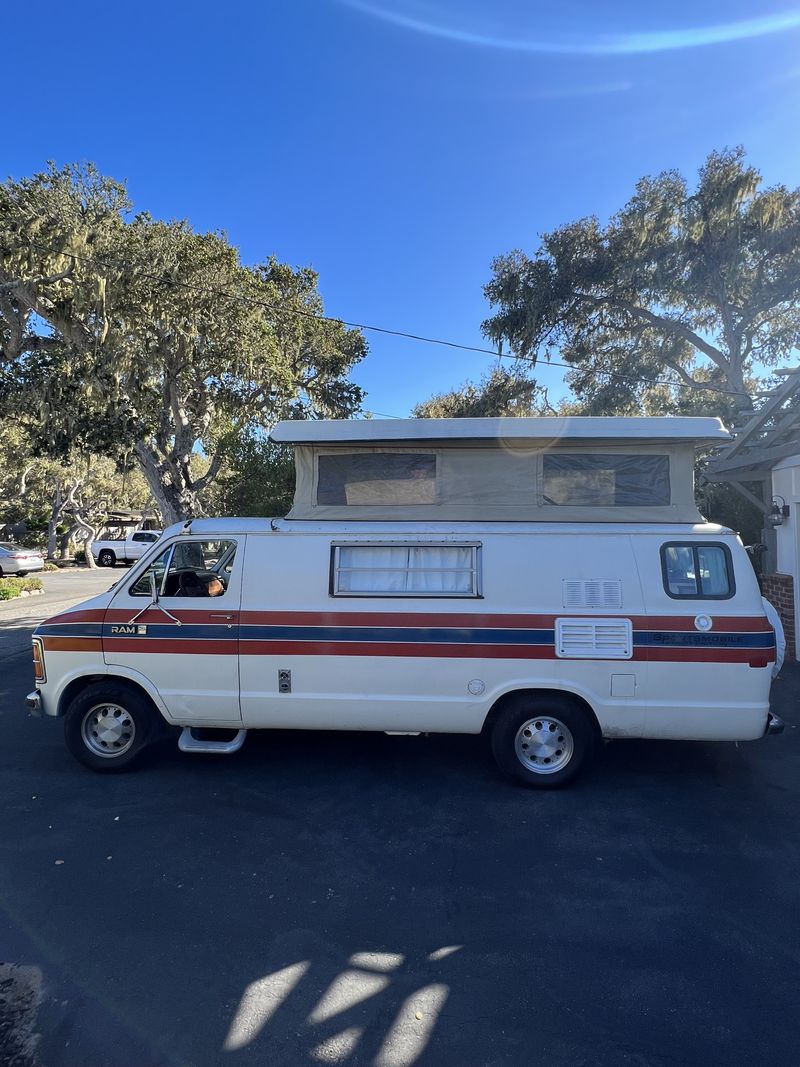 Picture 3/15 of a 1985 Dodge Pop Up Camper for sale in Pebble Beach, California