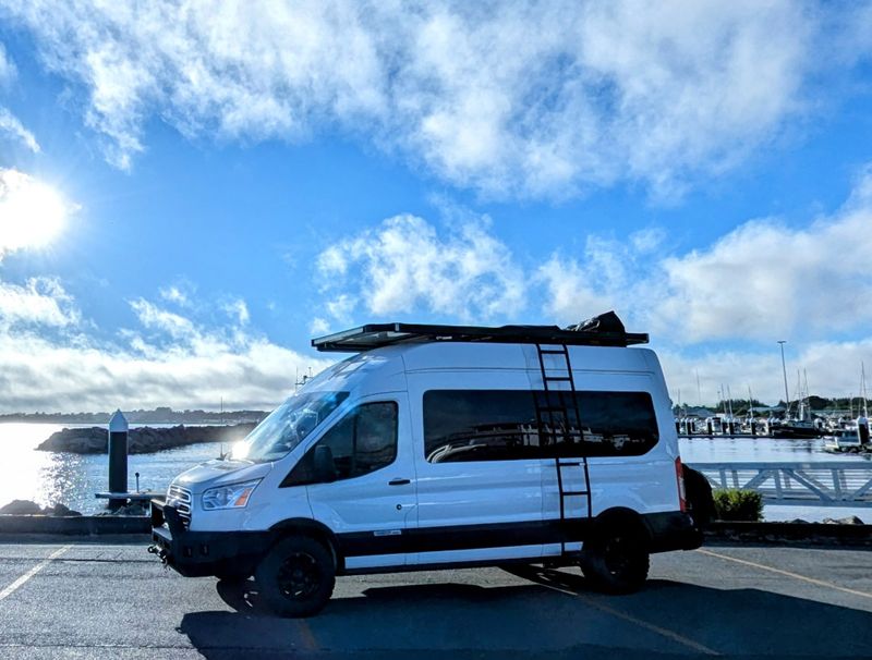 Picture 2/35 of a Ford VANDOIT LIV, Quigley 4×4, Modular Flexible Build RV for sale in Portland, Oregon