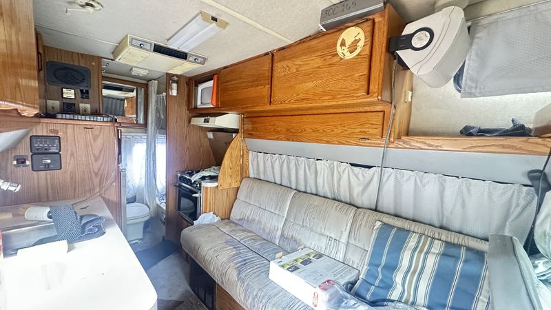 Picture 5/9 of a 1991 Ford E350 B190 Airstream Rare Dually REDUCED for sale in San Diego, California