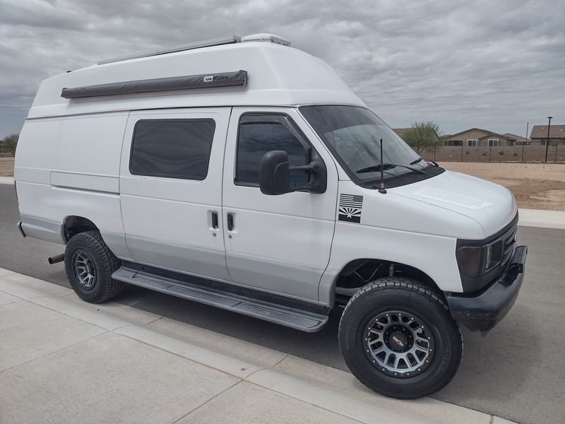 Picture 3/25 of a 2005 Ford E350 Diesel Adventure Van for sale in Surprise, Arizona