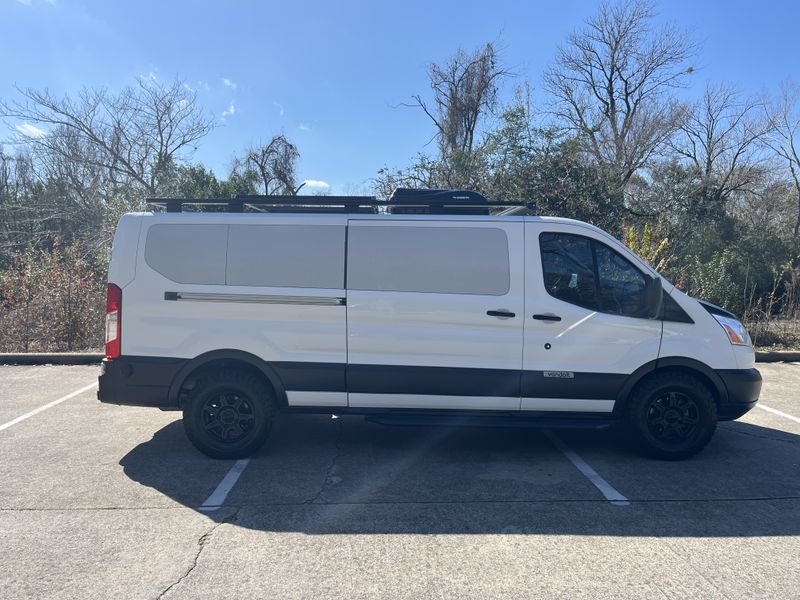 Picture 1/22 of a 2018 Vandoit Ford Transit T350 for sale in Houston, Texas