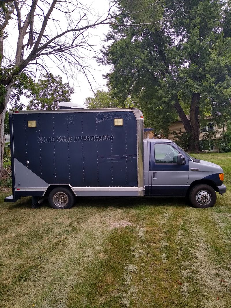 Picture 5/42 of a E350 Box Truck, Super Low Miles, Newly Renovated for sale in Exira, Iowa
