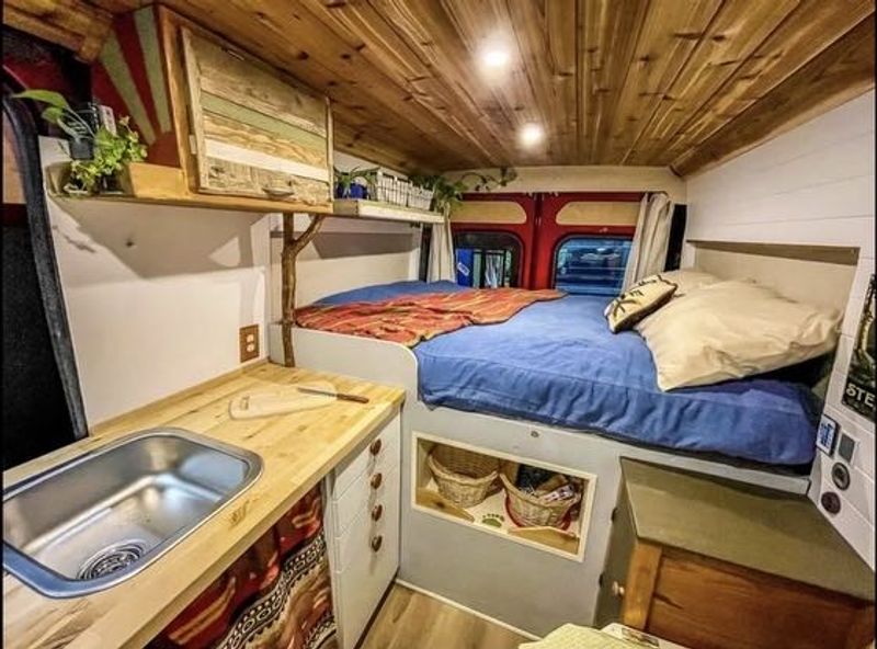 Picture 4/11 of a 2017 Ram Promaster for sale in Seattle, Washington