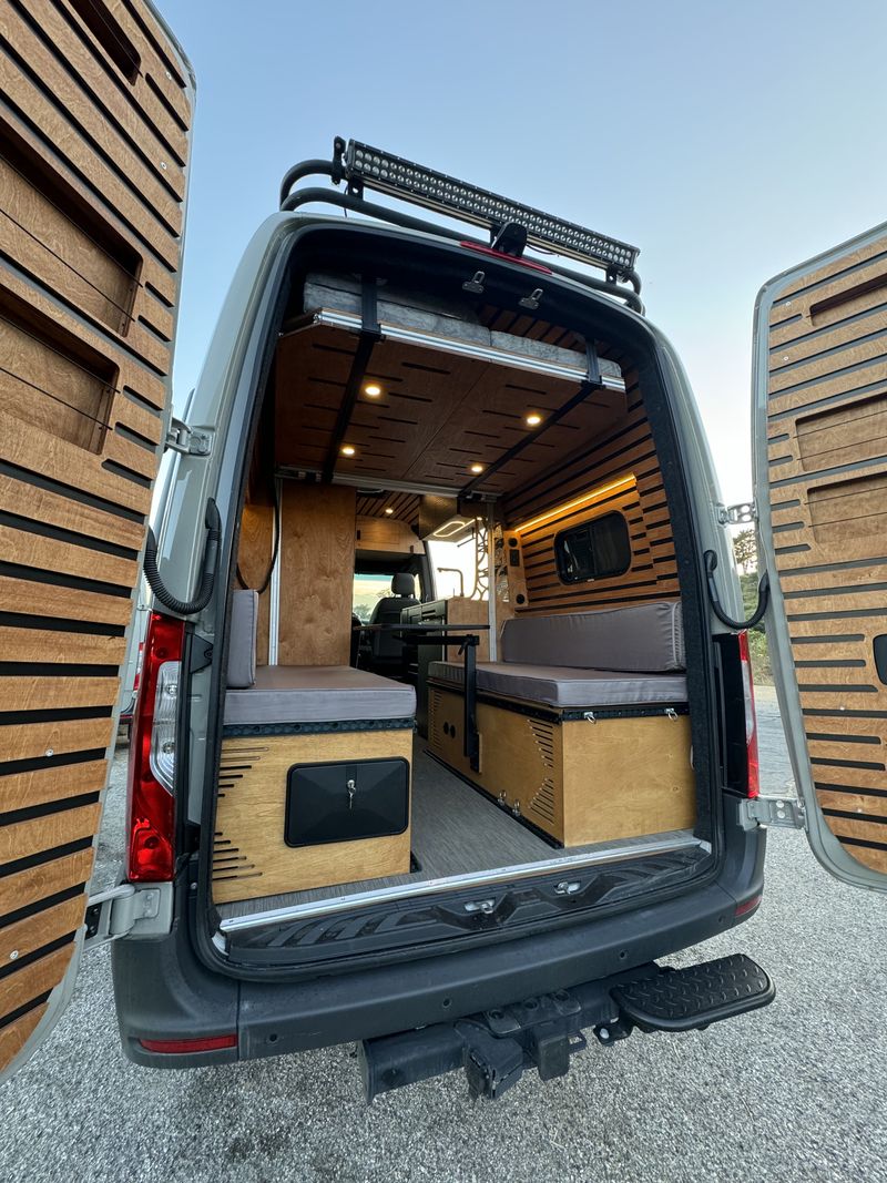 Picture 3/20 of a AWD 144 Sprinter van with ELEVATOR bed and aluminum bathroom for sale in Los Angeles, California