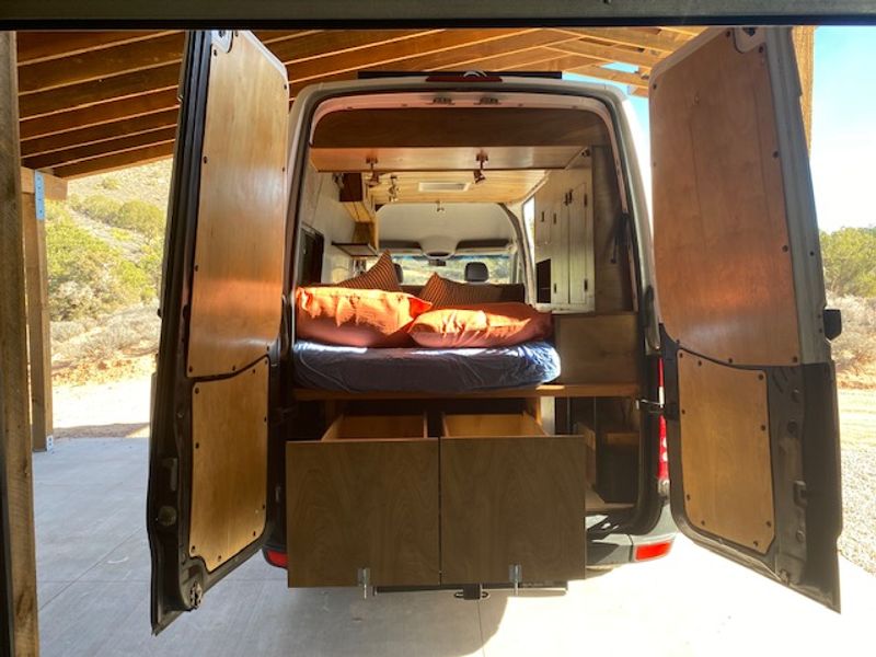 Picture 6/19 of a 2007 dodge sprinter 2500 custom camper van for sale in Moab, Utah