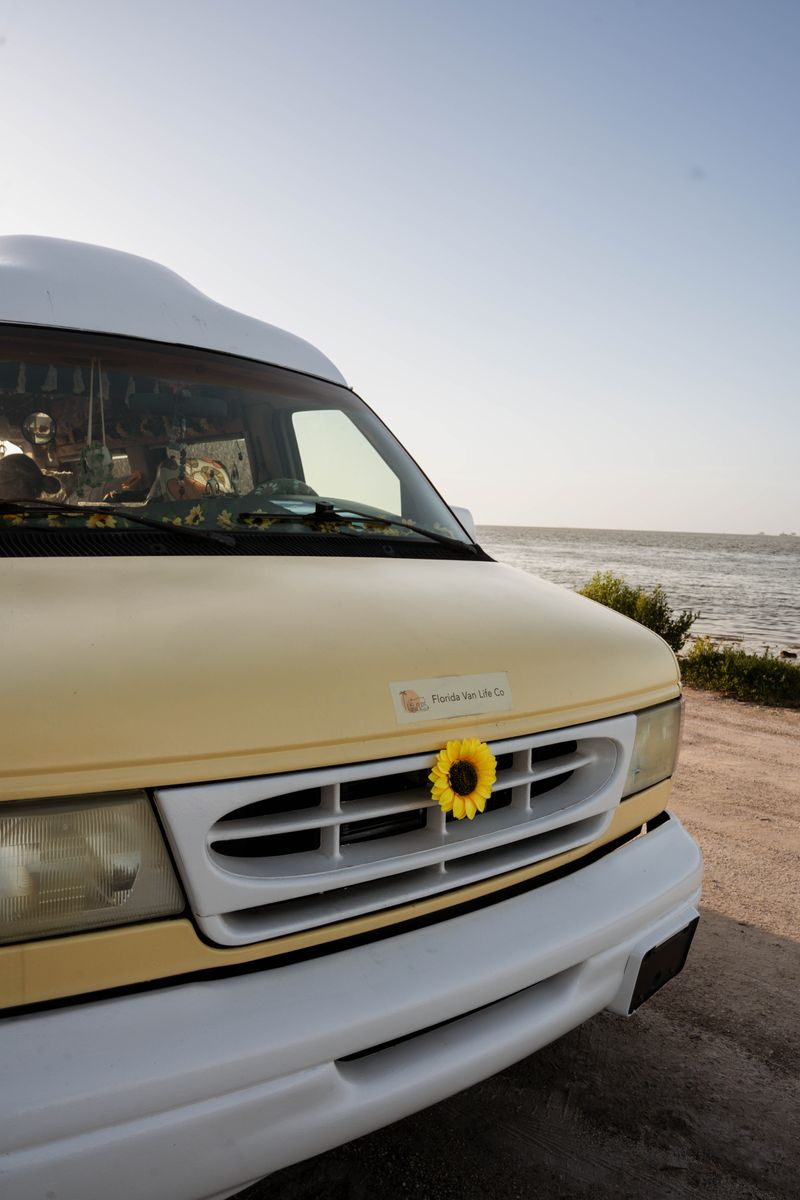 Picture 4/32 of a 🌻Florida Van LifeCo. 2002 Sunflower Love Van 💕☮️ for sale in Saint Petersburg, Florida
