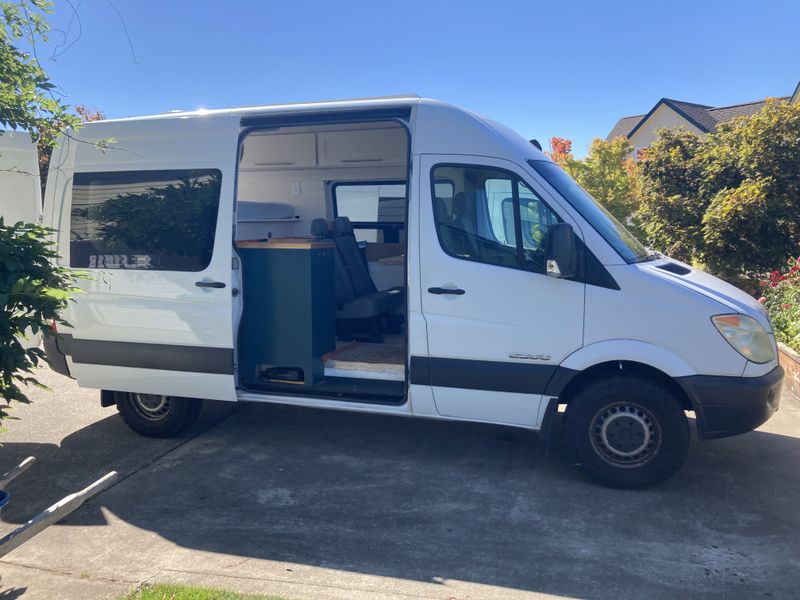 Picture 3/16 of a 2007 Sprinter 144wb pro buildout for sale in Lacey, Washington