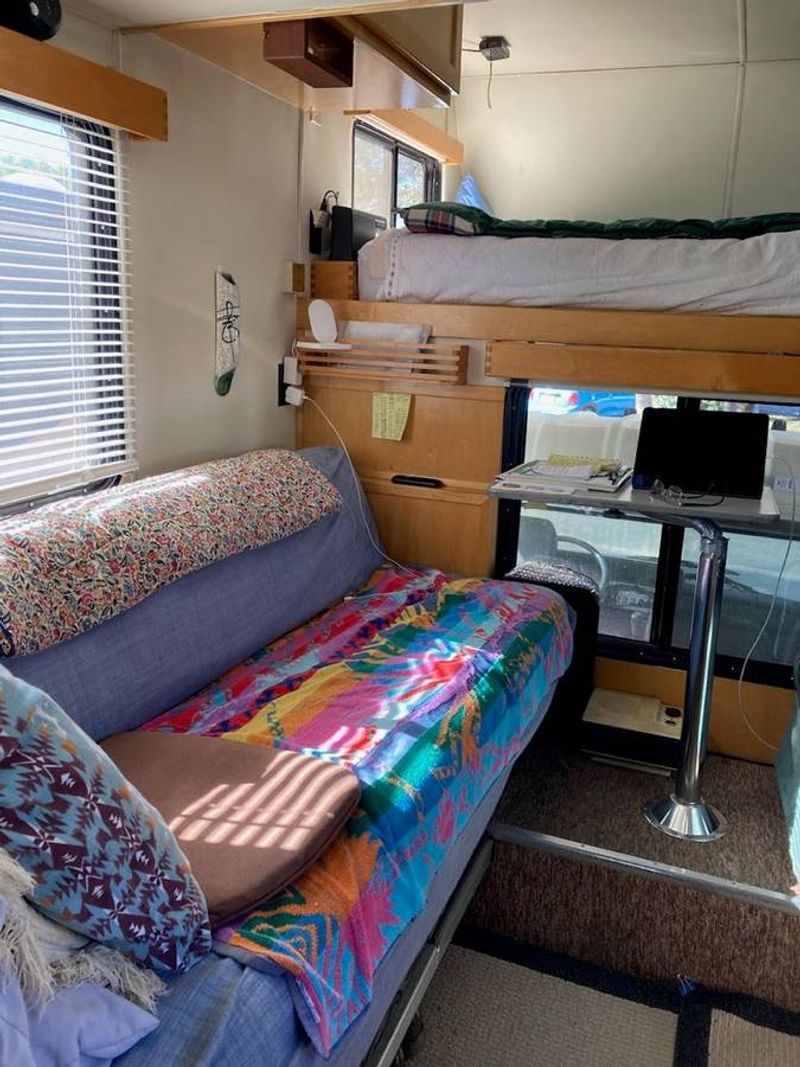 Picture 3/15 of a 2000 Custom Aluminum Camper on UD Nissan Diesel 1800 Truck for sale in San Diego, California