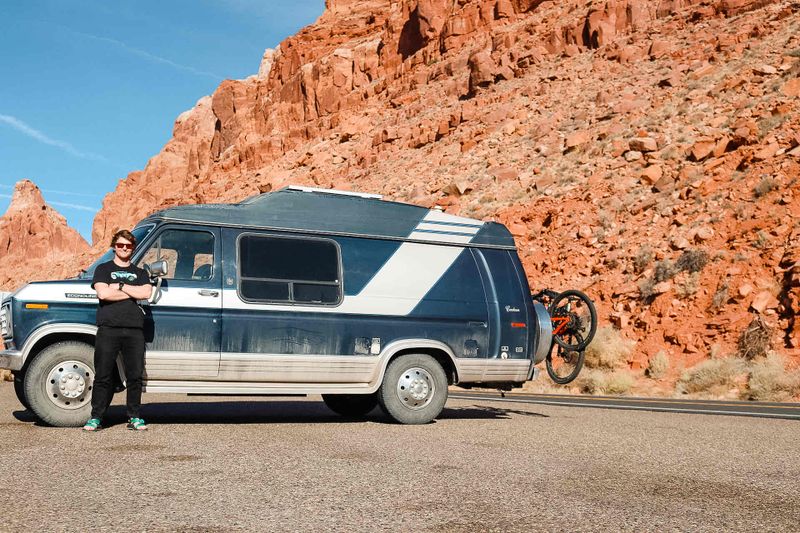 Picture 2/21 of a 1989 Ford Econoline E250 Van for sale in Rexburg, Idaho