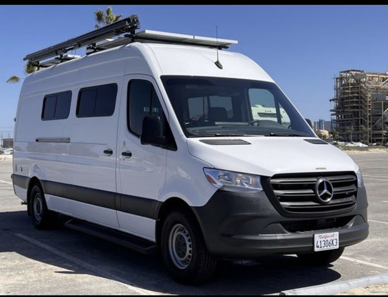 Picture 1/33 of a 2020 Mercedes Benz sprinter  for sale in Irvine, California