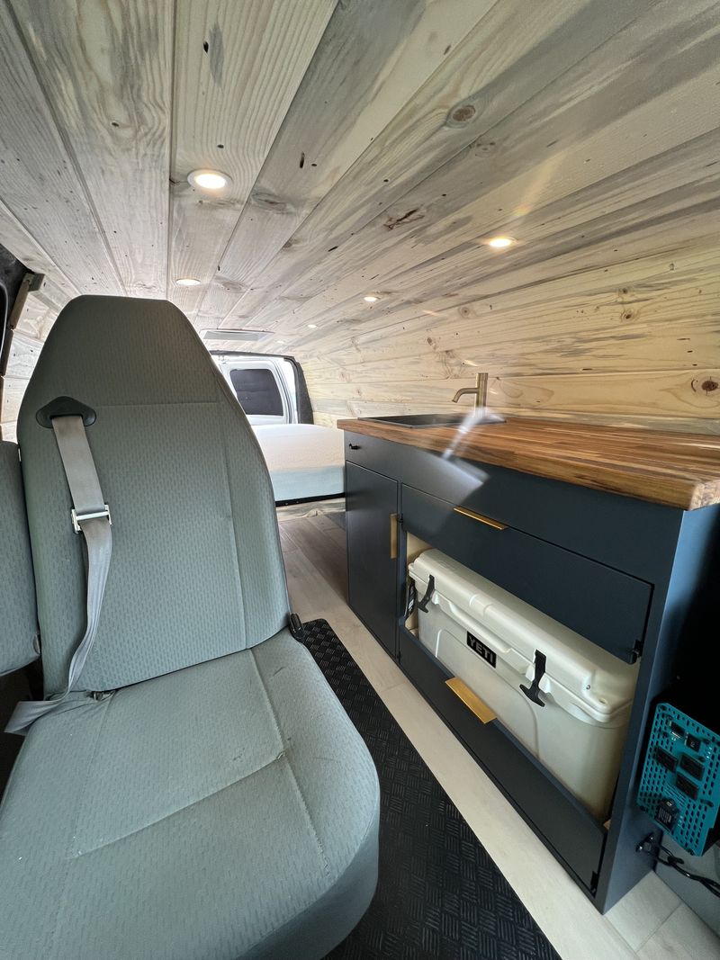 Picture 4/7 of a 2009 Ford E-350 Econoline XLT with Third Seat for sale in Baltimore, Maryland