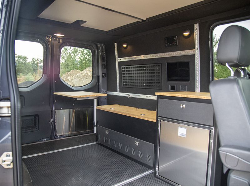 Picture 4/22 of a 2020 4x4 Sprinter 144 PopTop Weekender for sale in Hood River, Oregon