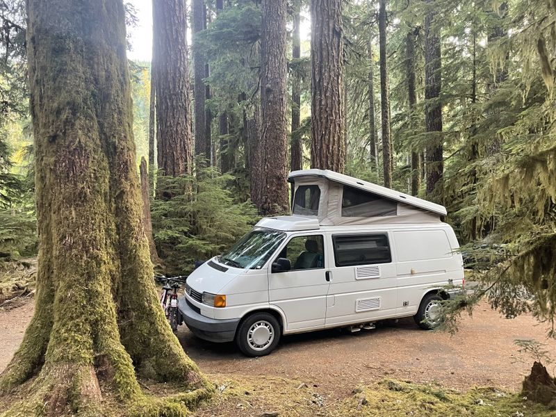 Picture 1/11 of a 1995 Eurovan full Camper 5speed manual for sale in Seattle, Washington