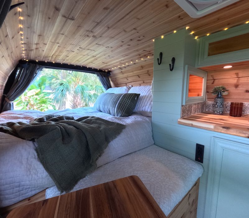 Picture 3/18 of a 2019 Chevy 2500 | Fully Off-Grid & Adventure Ready for sale in Sarasota, Florida