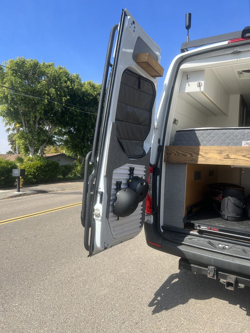 Picture 1/26 of a Mercedes-Benz  SPRINTER . 2WD  for sale in Cardiff By The Sea, California