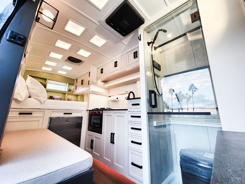 Picture 1/29 of a Nomad’s Haven: Off-Grid 4-Season Apartment on Wheels for sale in Clearwater, Florida