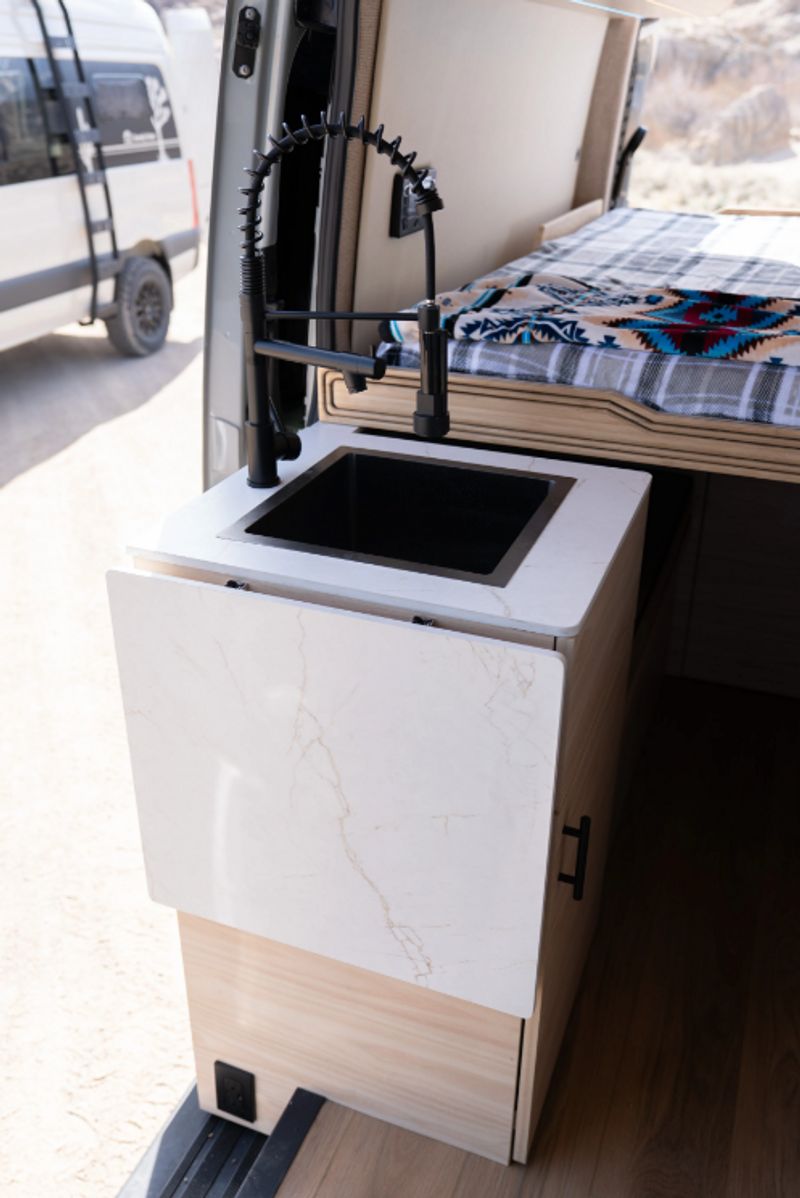 Picture 3/26 of a AWD Sprinter SV Scout - "AquaVan" for sale in San Diego, California