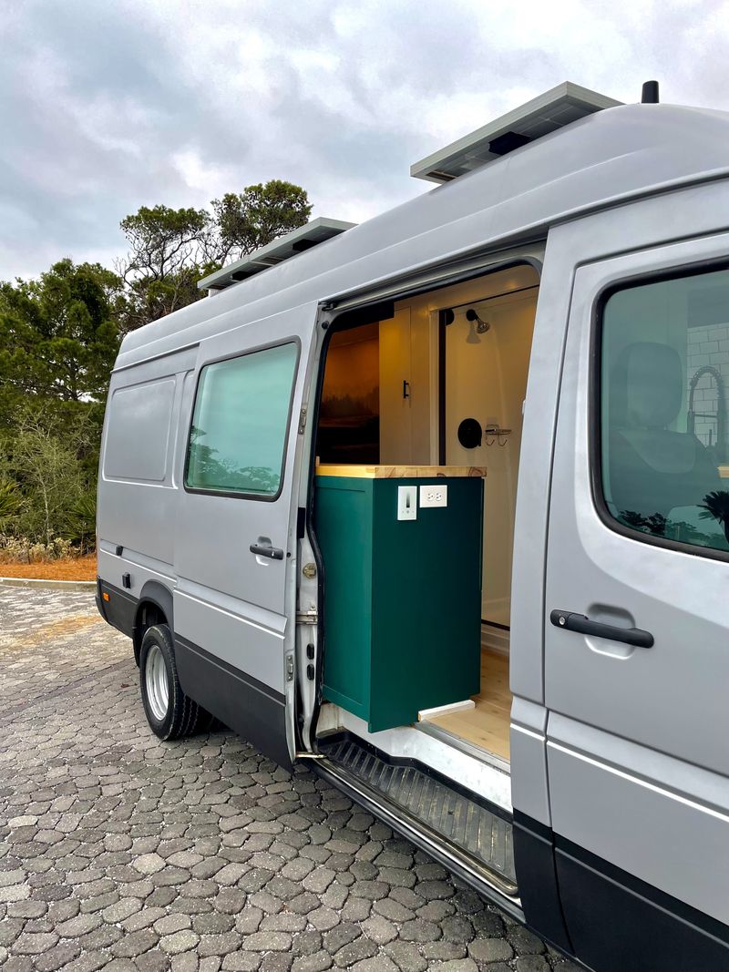 Picture 3/14 of a 2005 Dodge Sprinter 3500 for sale in Panama City, Florida