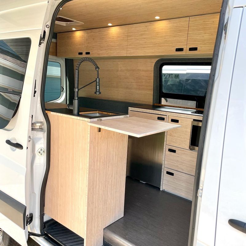 Picture 3/14 of a 2018 MB Sprinter 144 4x4 for sale in Boulder, Colorado