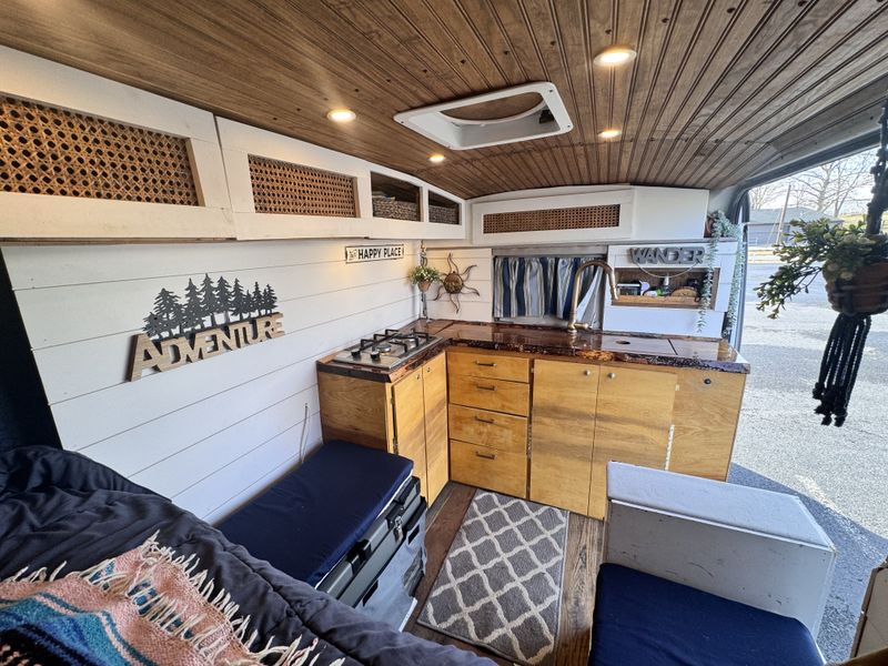 Picture 2/30 of a 2015 Ford Transit 250 Cargo Van 148” WB Mid-Roof for sale in Mechanicsburg, Pennsylvania