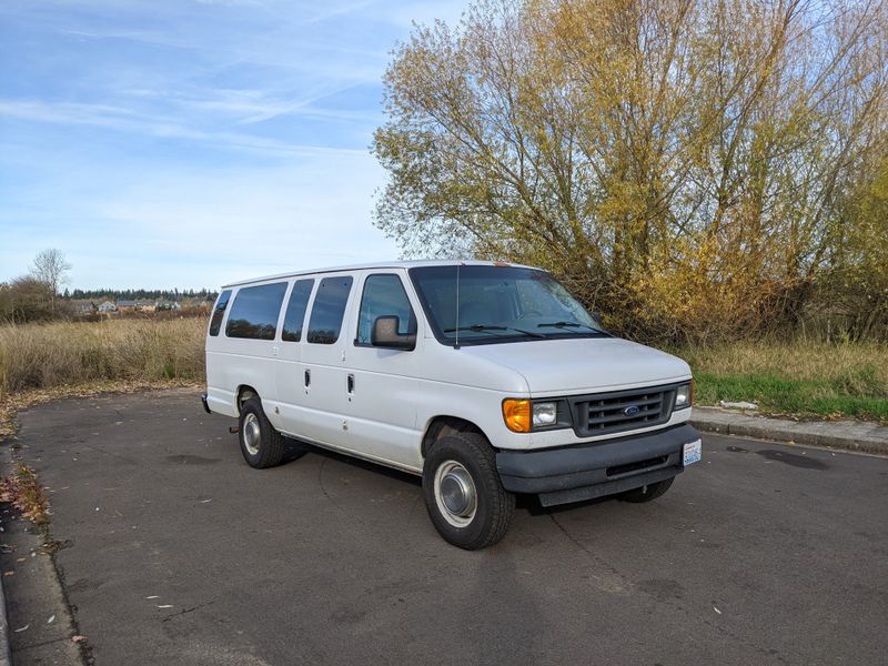 Picture 6/41 of a Ford E-350 XL Camper Van with 4 seats for sale in Camas, Washington