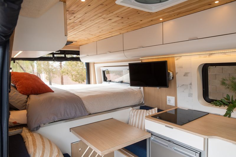 Picture 2/17 of a Carol - The home on wheels by Bemyvan | CamperVan Conversion for sale in Las Vegas, Nevada