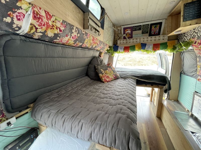 Picture 3/27 of a 2008 Custom Campervan  for sale in Breckenridge, Colorado