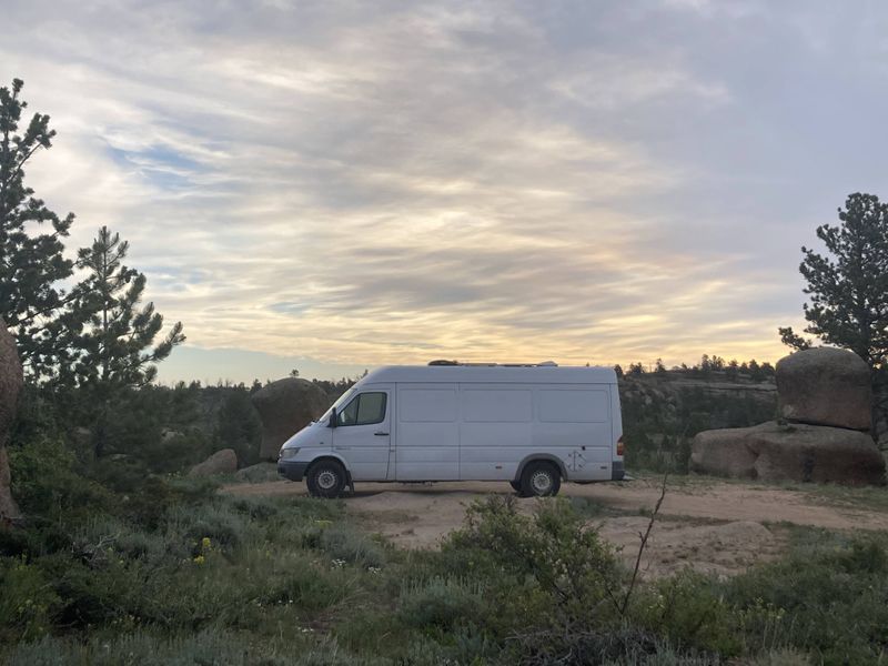 Picture 4/5 of a 2006 T1N Dodge Sprinter 2500 170 wheelbase high roof RWD for sale in Rohnert Park, California