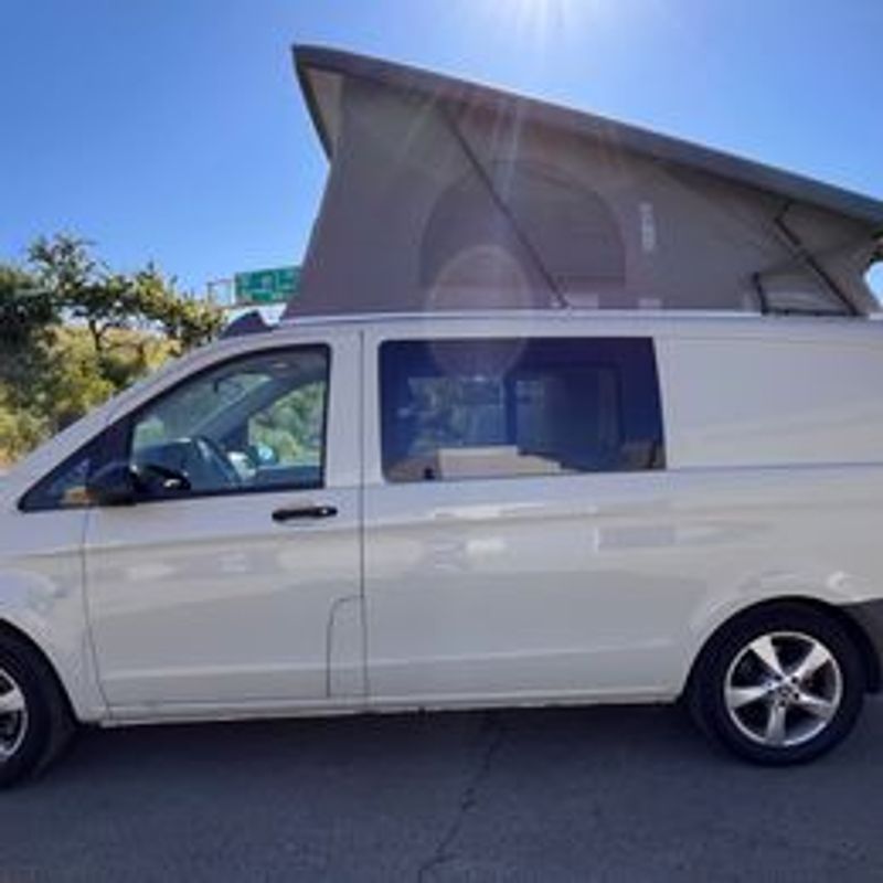 Picture 5/19 of a Mercedes-Benz 2022 Diverge metris cargo for sale in Los Angeles, California