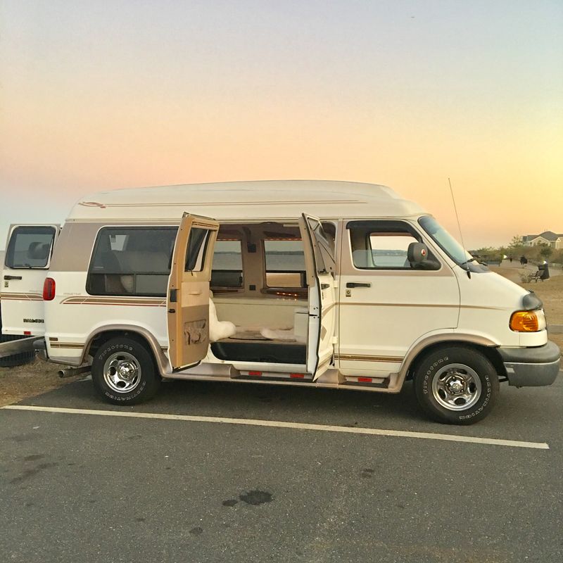 Picture 2/19 of a 1999 Dodge Ram Van 1500 Conversion Campervan for sale in Miami, Florida
