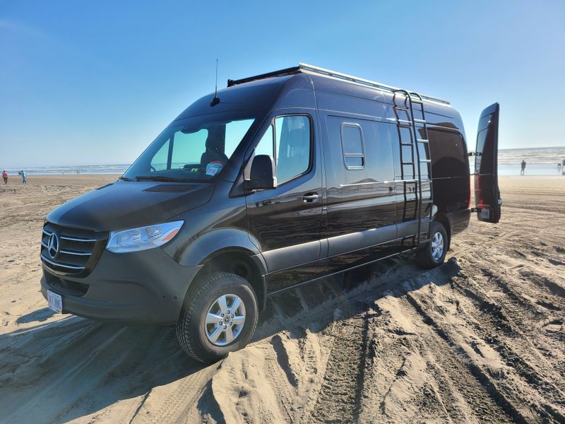 Picture 2/20 of a 2020 Mercedes Sprinter 170 4x4 for sale in Beaverton, Oregon