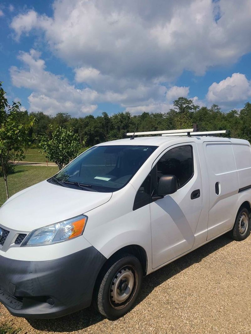 Camper Van For Sale: Explore the USA with a Simple Stealth Campervan!