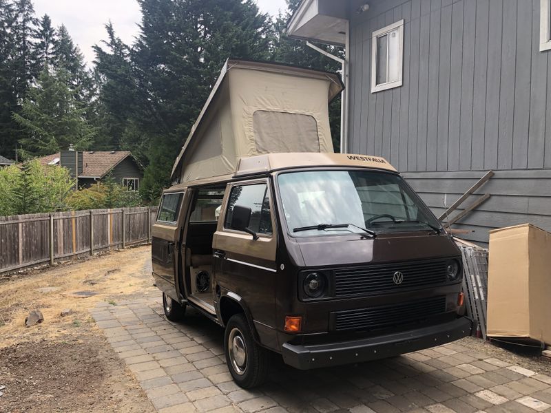 Picture 5/7 of a 1984 VW Vanagon Westfalia Wolfsburg Edition for sale in Seattle, Washington