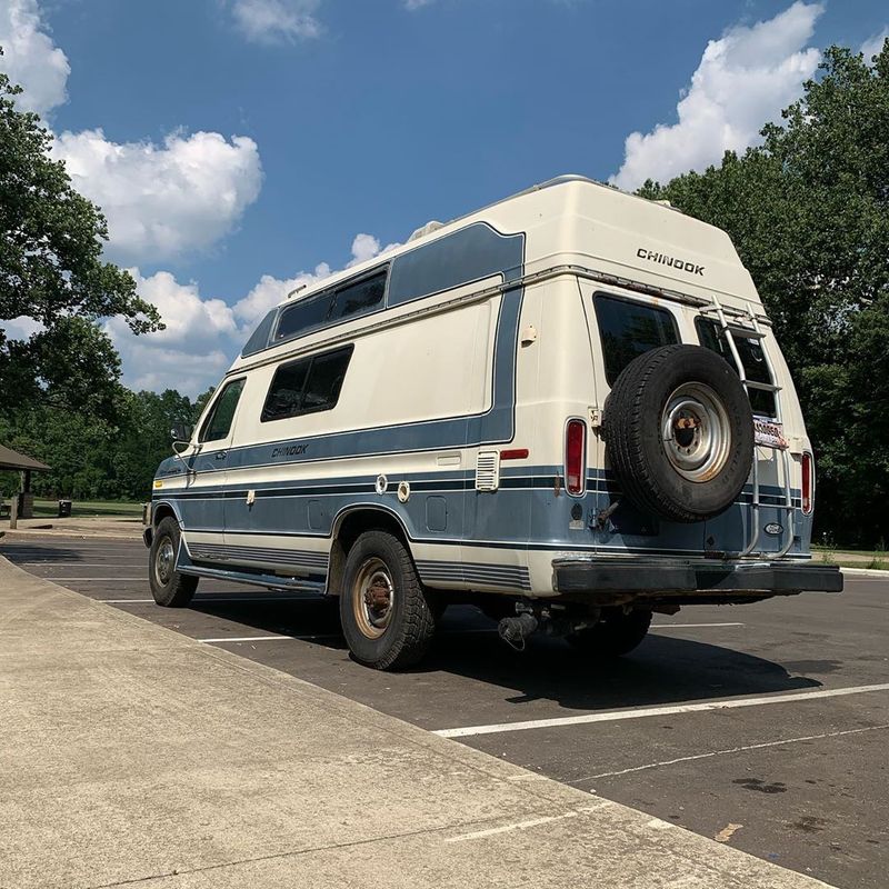 Picture 5/10 of a 1986 Ford E350 Chinook Camper Van  for sale in Columbus, Ohio