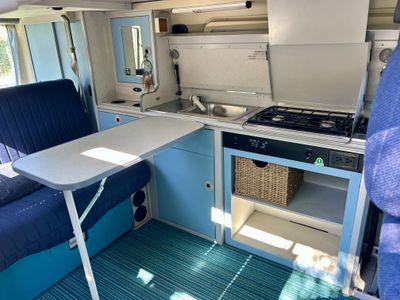 Picture 6/18 of a 2002 Eurovan Winnebago for sale in Santa Cruz, California