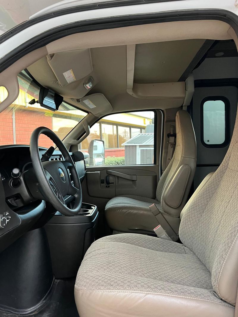 Picture 5/27 of a Chevrolet Conquest LE 6237 • Class C• Fully Equipped for sale in Union City, California