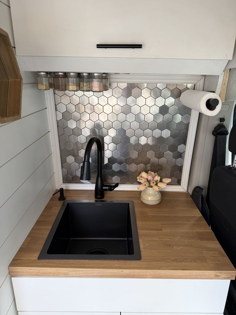 Picture 3/19 of a 2019 Ram Promaster 3500 Camper Van for sale in Denver, Colorado