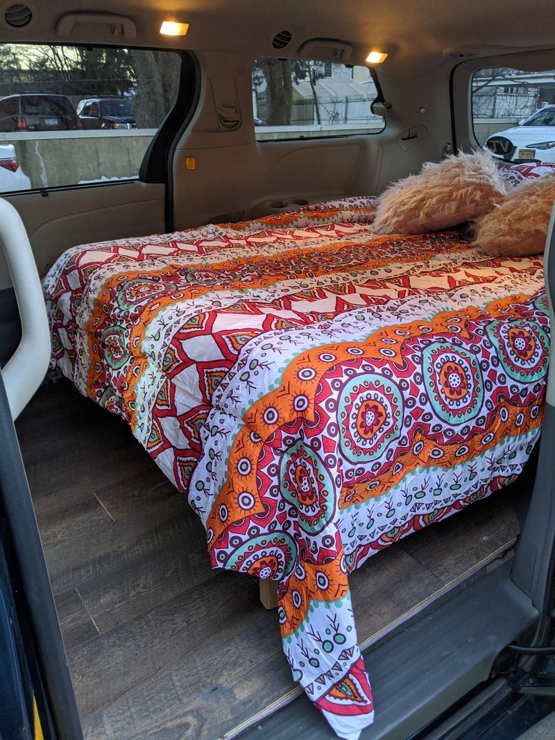 Picture 2/20 of a 2011 Toyota Sienna Camper Van for sale in White Plains, New York