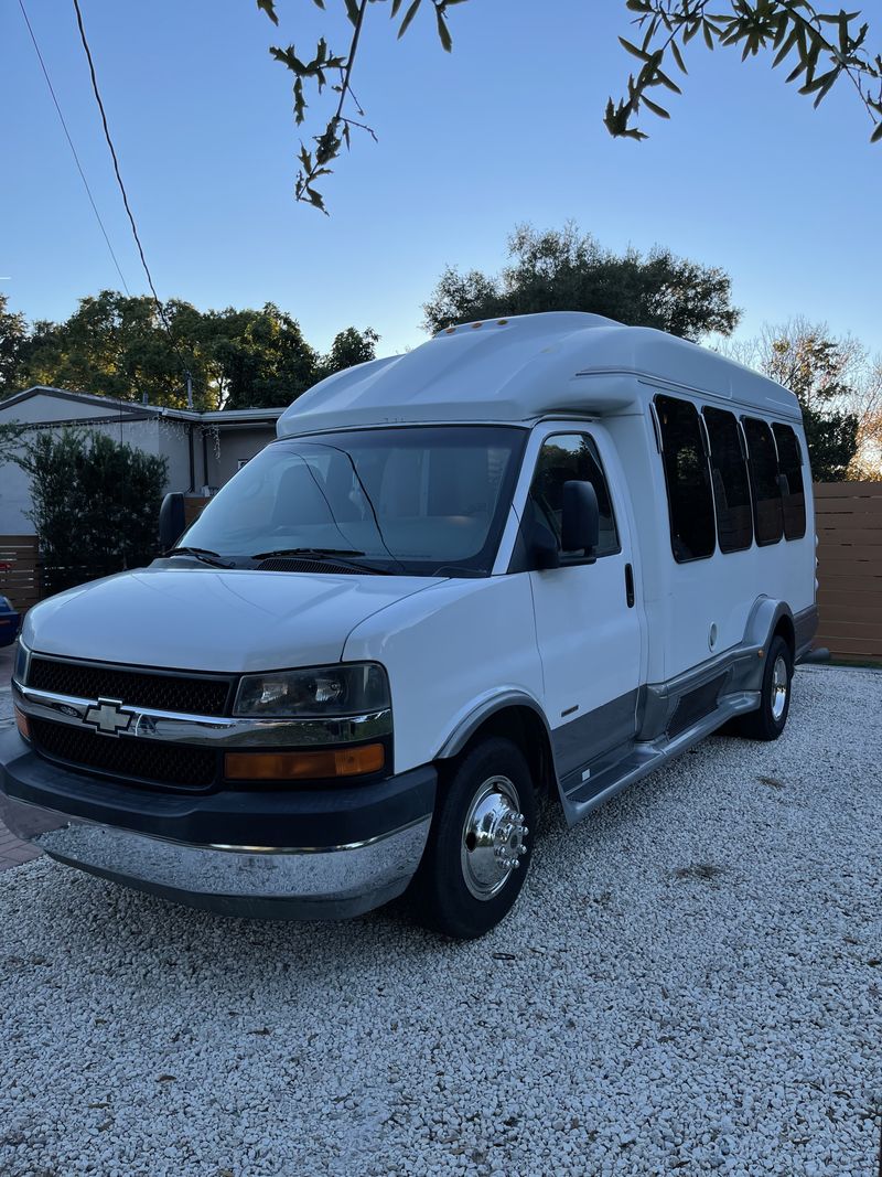 Picture 2/35 of a 2008 Chevrolet Express  for sale in Orlando, Florida