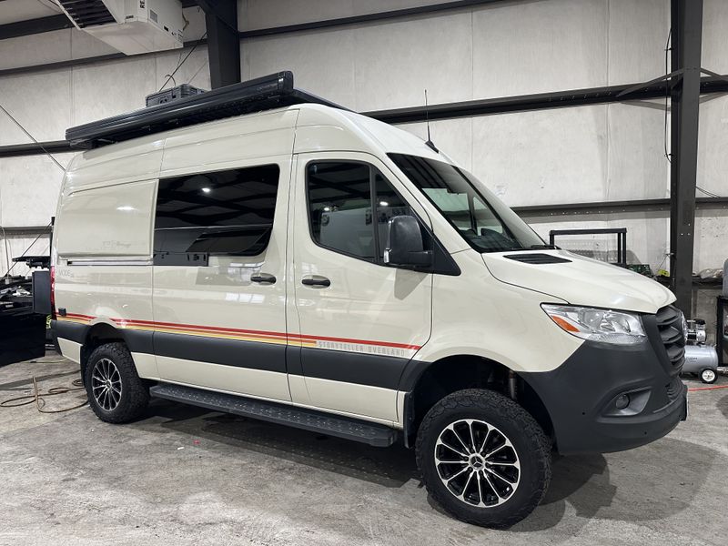 Picture 1/16 of a 2021 Mercedes Benz Storyteller Overland classic mode 4x4 for sale in Seattle, Washington