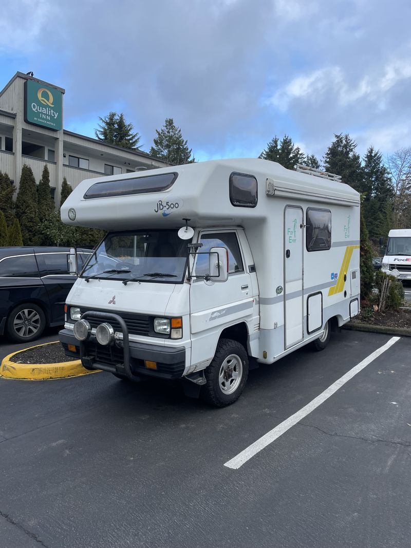 Picture 3/18 of a 1992 Mitsubishi Delica JB500 for sale in Bremerton, Washington