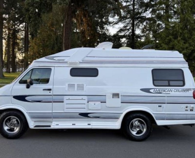 Picture 4/15 of a Class B camper van for sale in Coeur d'Alene, Idaho