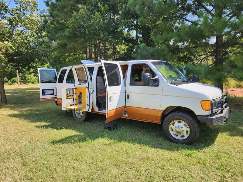 Picture 3/17 of a 2006 Ford E-350 Diesel Mid-Century Styling for sale in Norman, Oklahoma