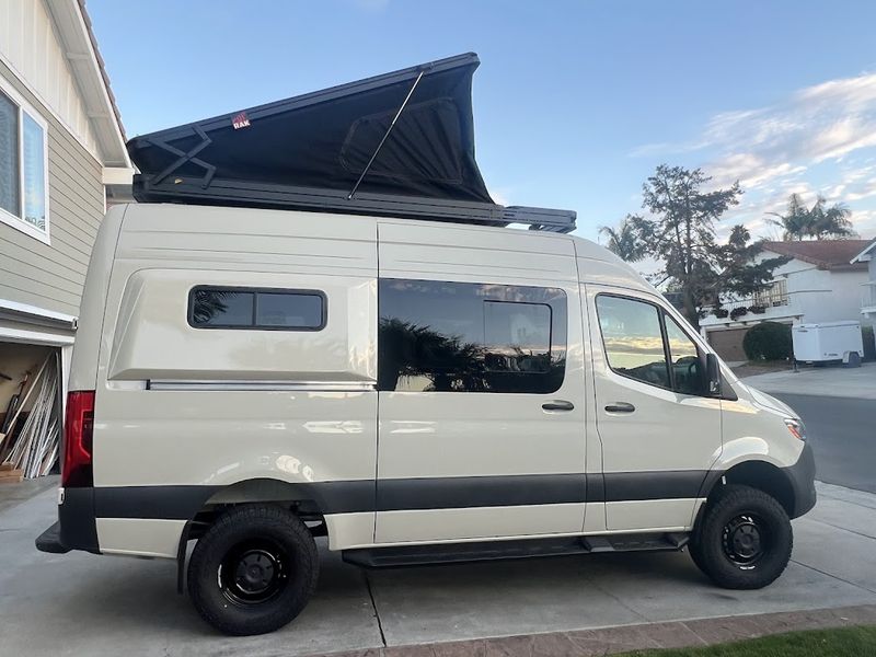 Picture 1/32 of a 2024 AWD Sprinter Crew Pop Top seats up 8, sleeps 4 for sale in Encinitas, California