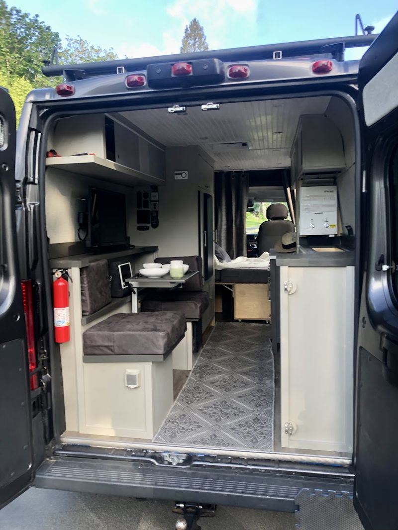 Picture 5/36 of a  2017 Ram Promaster 2500, Hi-roof, Automatic, B Class Van for sale in Snohomish, Washington