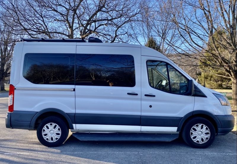Picture 5/18 of a 2017 Mid-Roof Ford Transit 150 - Diesel for sale in Nashville, Tennessee