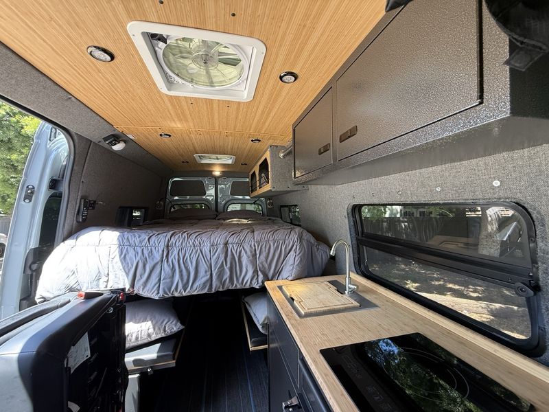 Picture 3/33 of a 2022 Vanworks Switchback 4x4 for sale in Huntington Beach, California